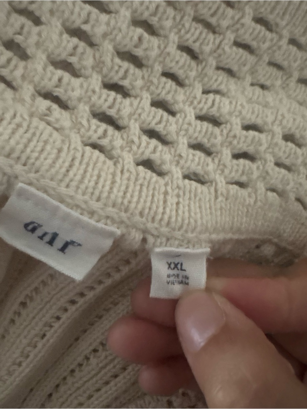GAP Open-Knit Sleeveless Polo Vest in Off-White - Picture 3 of 4
